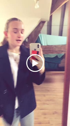 Customer video review of SCANDI COAT NAVY