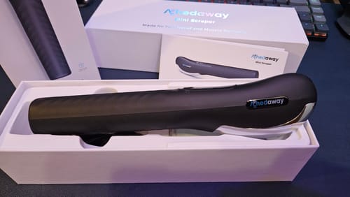 Customer photo review of Achedaway Mini Scraper:On-the-Go heated muscle scraping tool