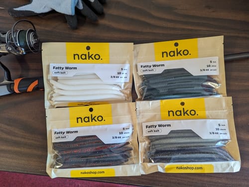 Customer photo review of Nako Fatty Worm 5 inch 10 pack | Soft Plastic Worm