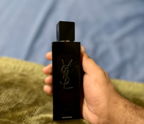 Customer photo review of Yves Saint Laurent MYSLF Eau De Parfum For Men (2023 New Release)