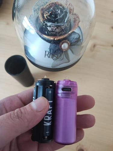 Customer photo review of Kpop Lightstick Type Rechargeable Battery Socket