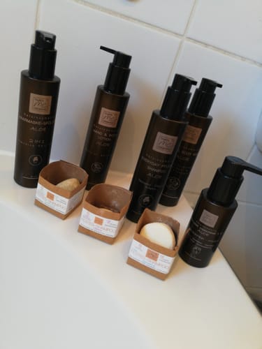 Customer photo review of BIO-Zahncreme ZAHN-LIEBE 5 in 1 Aloe 100ml- fluoridfrei - Naturkosmetik