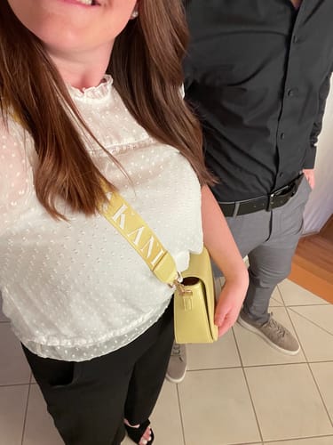 Customer photo review of ELA - LEMON