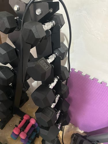 Customer photo review of Rack 12 Pesas Hexagonales Mancuernas 5-30 Lb Soporte Estante