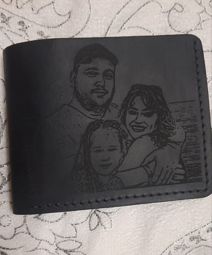 Customer photo review of Іменні жіночі гаманці - шкіряні жіночі гаманці з гравіюванням по фото