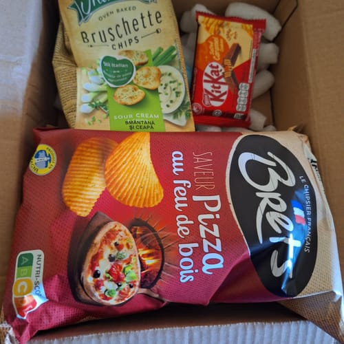 Customer photo review of Kit Kat Salted Caramel Cookies 4 Finger Bar (Malaysia) - 1.23oz (35g)