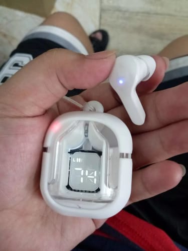 Customer photo review of Crystal Series Wireless Earphone Bluetooth