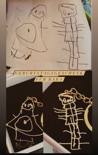 Customer photo review of Persönliche Kinderzeichnung als Halskette oder Anhänger