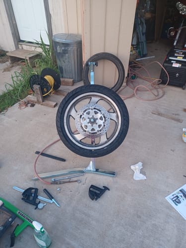 Customer photo review of Rabaconda Street Bike Tire Changer