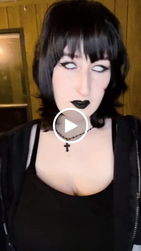 Customer video review of Cat's Gridding White Contact Lenses(12 months of use)