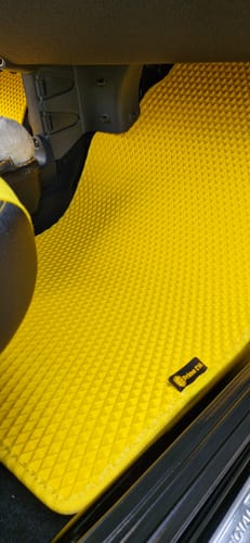 Customer photo review of Fußmatten für Mikrowagen - Vorne