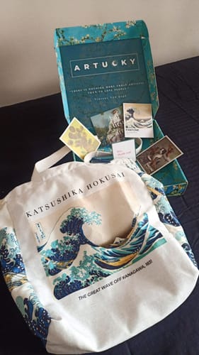 Customer photo review of The Great Wave off Kanagawa Omuz Çantası