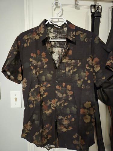 Customer photo review of Men's Short Sleeve Casual Cotton Beach Shirt