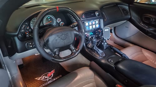 Customer photo review of 1997-2004 C5 Chevy Corvette Custom Carbon fiber Steering Wheel