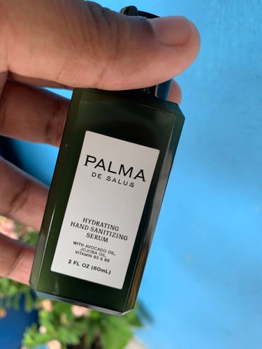 Customer photo review of Hydrating Hand Sanitizing Serum - Travel Size (2oz)