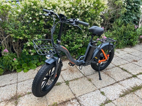 Customer photo review of Vakole Y20 Pro 20" Foldable Step-through Electric Fat Bike with 20Ah Samsung Battery Support APP