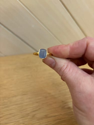 Customer photo review of Certified Ceylon Blue Sapphire (Neelam) 3.60 Cts (3.96 Ratti) Ceylon