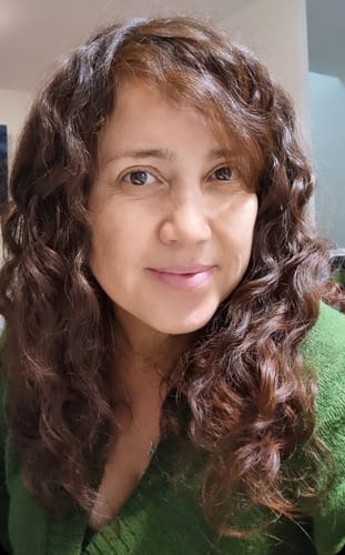 Reseña con foto de un cliente sobre Henna Jamila Hair (cobrizo natural 👩🏼🦰)