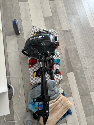 Customer photo review of Suzuki 2.5 HP Outboard Motor - Model DF2.5S5