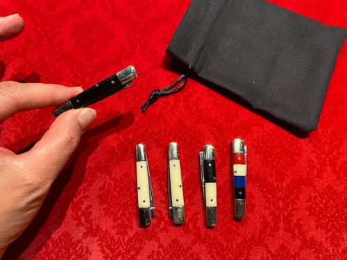 Customer photo review of Chroma Color-Changing Knives Set by TCC Magic