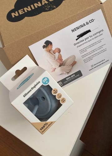 Customer photo review of Guardachupete y Chupete Blue Nenina & Co