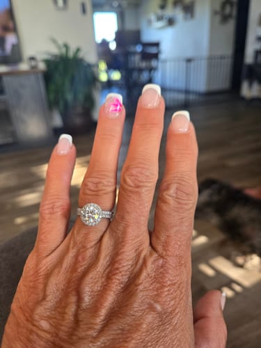 Customer photo review of 1.20-6.70 CT Round Cut Diamonds - Bridal Set