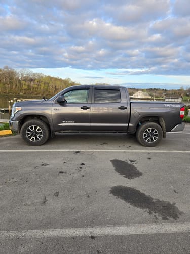 Customer photo review of Toyota Tundra 1999 - 2021 | HD Kit