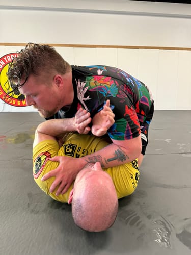 Customer photo review of Black Resort BJJ Rashguard