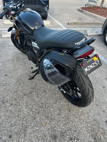 Customer photo review of Triumph Speed 400 & Scrambler 400 Helmet Hook (lock)