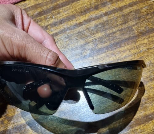Customer photo review of Lente de seguridad Steelpro Carbon X-15