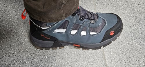 Customer photo review of Botín de Seguridad Lippi Ventus Pro Azul Oscuro
