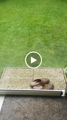 Customer video review of Krachtige draadloze handstofzuiger / zakloze 9500Pa handstofzuiger voor nat & droog / handstofzuiger met 2600mAh batterij & LED-lampje