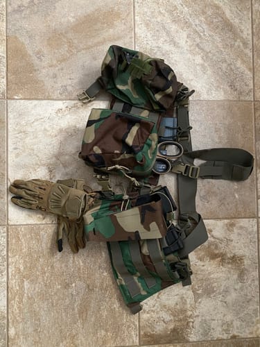 Customer photo review of AR Chest Rig Split Front 6 Mag
