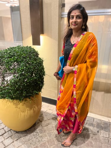 Customer photo review of Poonam Black Kurti & Multicolor dupatta (Set of 2)