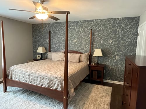 Customer photo review of Florian - White And Gold Botanical Flower and Leaves Wallpaper