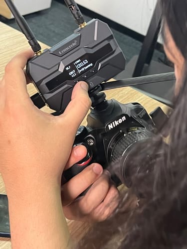 Customer photo review of Lemorele Wireless HDMI USB-C-1080P Transmitter Kit 【R200】