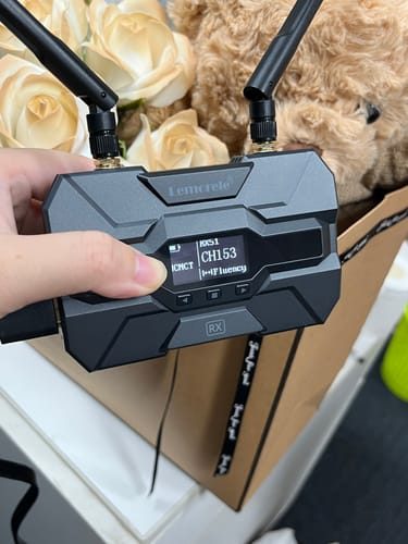 Customer photo review of Lemorele Wireless HDMI USB-C-1080P Transmitter Kit 【R200】