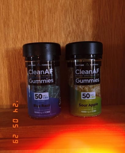 Customer photo review of CBD Gummies - Sour Apple