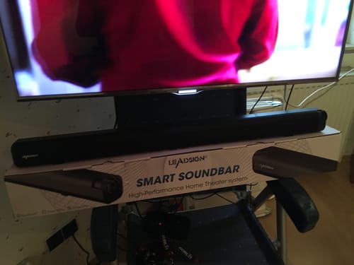 Customer photo review of Premium Soundbar für TV, PC, Laptop & Home Cinema / Elegante Bluetooth Soundbar mit Subwoofer-Surround-Sound / HDMI