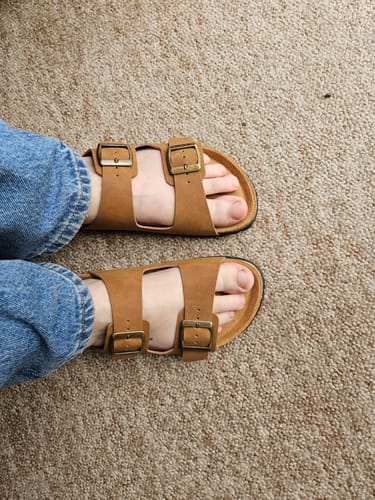 Customer photo review of Mango Comfort Footbed Sandals