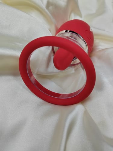Customer photo review of Licking & Sucking Stimulator