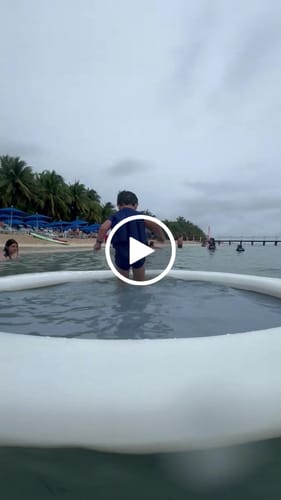 Customer video review of The Floatee with UV Protection (6 months - 8 years)