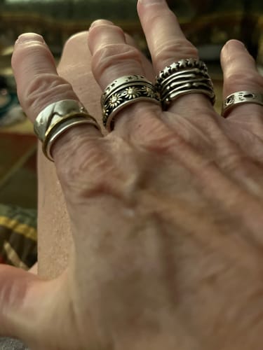 Customer photo review of Sun Fidget Ring
