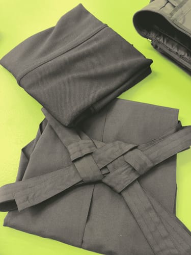 Customer photo review of *50% OFF* - 'KACHI' - Elite Featherweight Kendogi & Pleat-Lock Hakama Uniform Set