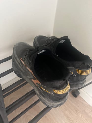 Customer photo review of FansGemacht Atmungsaktive, verschleißfeste leichte Sicherheitsschuhe