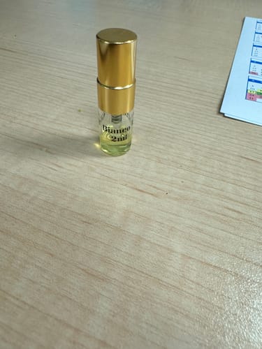 Customer photo review of Giardini di Toscana - Bianco Latte Eau de Parfum