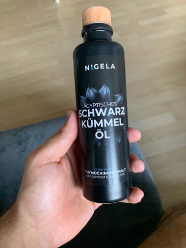 Customer photo review of Ägyptisches Bio Schwarzkümmelöl ungefiltert - kaltgepresst in Rohkostqualität - 200ml