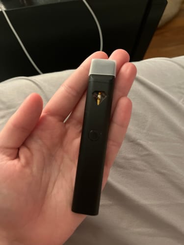 Customer photo review of Puff Pastry 2000mg D8 THC | 2ml Disposable Vape