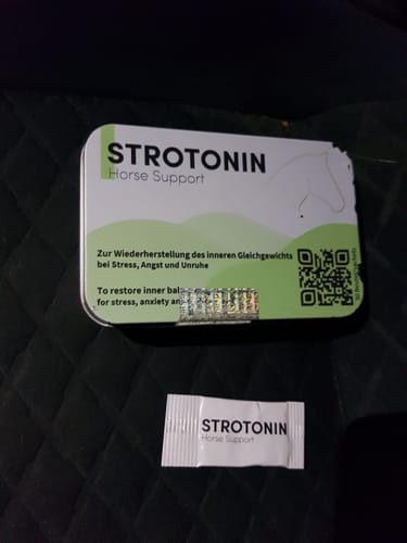 Customer photo review of Strotonin Horse Support