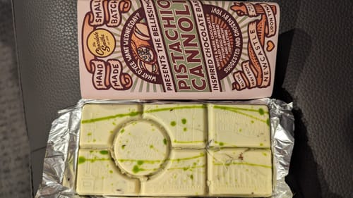 Customer photo review of Pistachio Cannoli Inspired What D'Yee Want Wednesday Bar